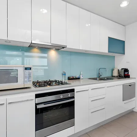 City Harbour Apartments-2