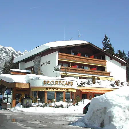 Raffl'S Hotel-3