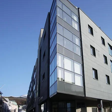 Liberty Wharf Apartments-3