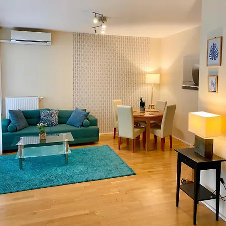 Quality Point Apartments 0-24 Reception-3