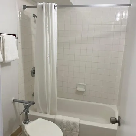Luxury Inn-2
