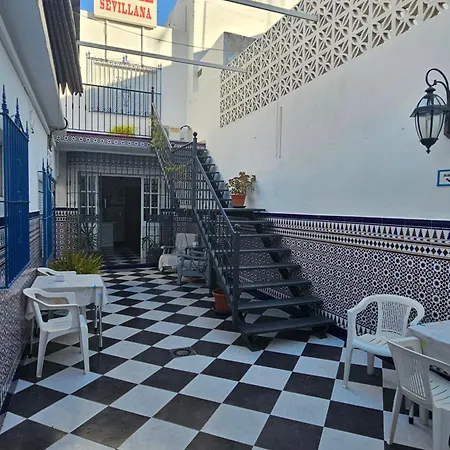 Hostal Sevillana Costa-3