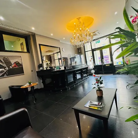 Bridge Park Hotel-3