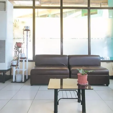 Reddoorz Near Sm City Muntinlupa-2