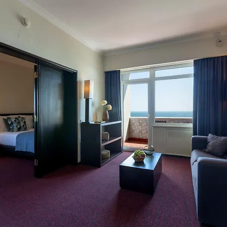 Carcavelos Beach Hotel-3