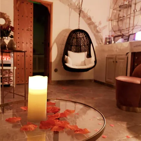 Love Room avec Spa Privatif Monaco-2