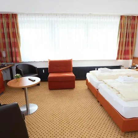 Hotel am Holzhafen-3