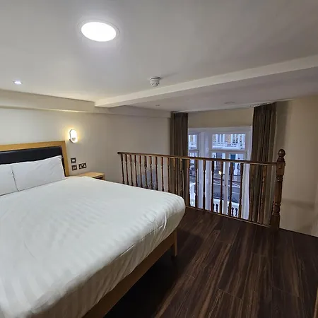 Cromwell Hotel-2