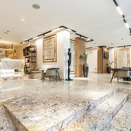 Amar Design Hotel By Hmg-2