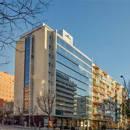 Crowne Plaza Madrid - Centre Retiro by IHG-2