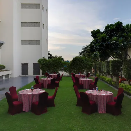 Saura Hotel, Agra - A Club Mahindra Associate-2