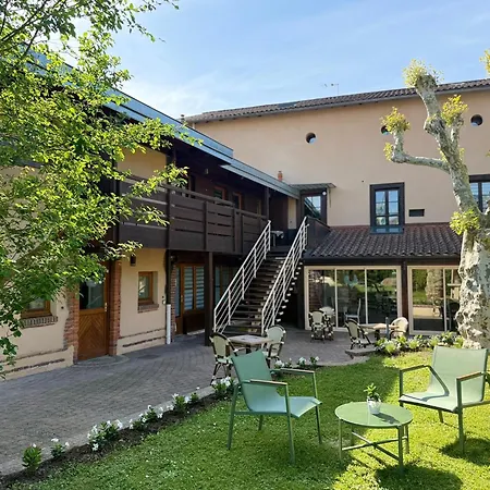 Hôtel Au Coq Dort Spa-2