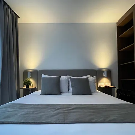 Vou Suites By Avia Suites-3