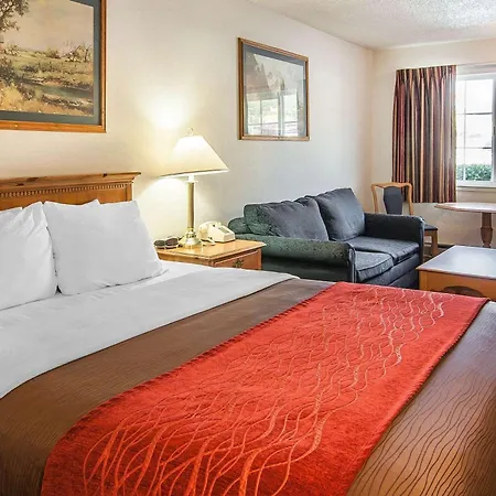 Quality Inn-3