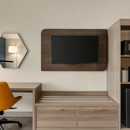 Holiday Inn Express Fort Lauderdale Airport South By Ihg-2
