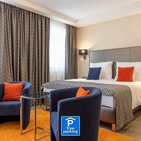 Silver Crown Hotel & Residence, Palace Quarter-3