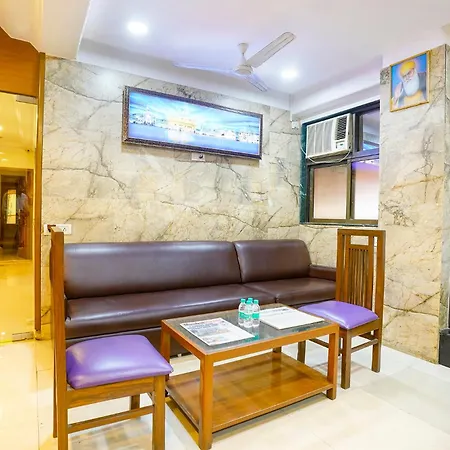 Fabhotel Cruz Royale - Nr- Bandra West-3
