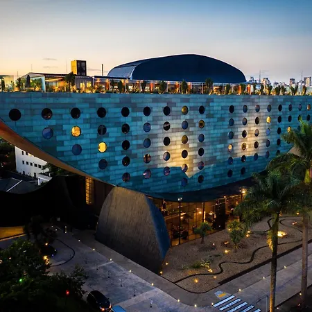Hotel Unique-3