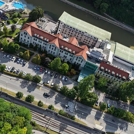 Hotel Zdravilisce - Thermana Lasko-2