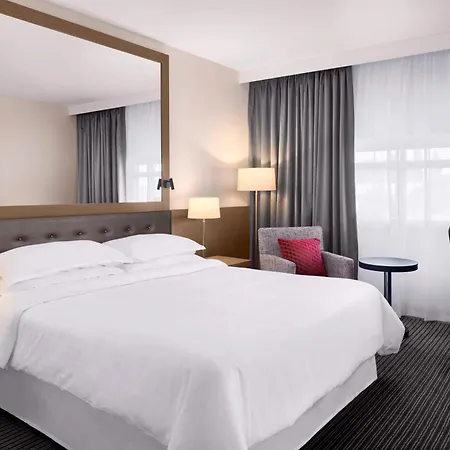 Sheraton Heathrow Hotel-2