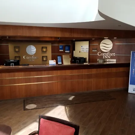 Comfort Inn Cleveland Airport-3