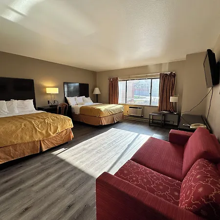 Rodeway Inn & Suites Madison East-3