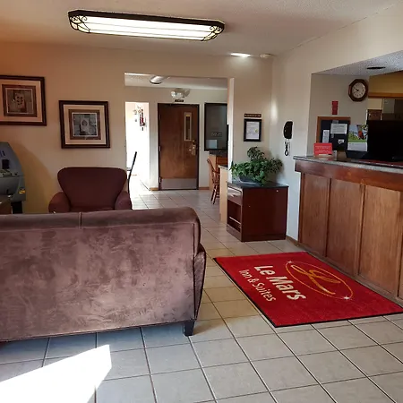 Le Mars Inn And Suites-2