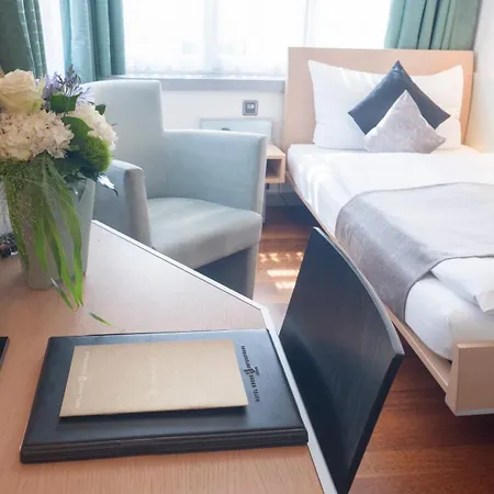 Hotel Krone Unterstrass-3