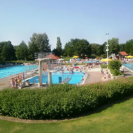 Hotel Am Badepark-2