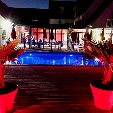 Les Terrasses de Saumur - Hôtel&Appartements - Restaurant&Spa (Logis)-2