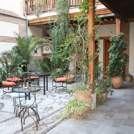 Hotel Granada Centro-3