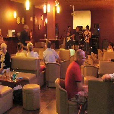 Clube Alvorferias-3