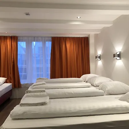 Hotel Damrak Inn-3