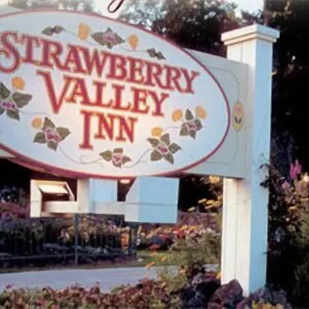 Strawberry Valley Inn-2