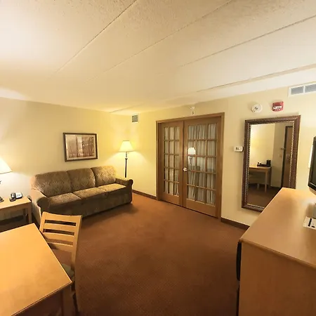 Amerivu Inn And Suites - Waconia-2