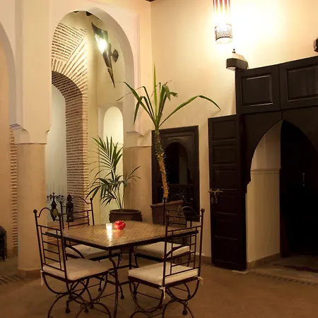 Riad Les Trois Palmiers El Bacha-2