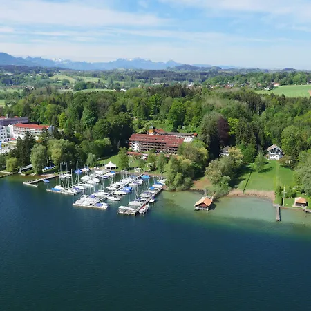 Yachthotel Chiemsee GmbH-3