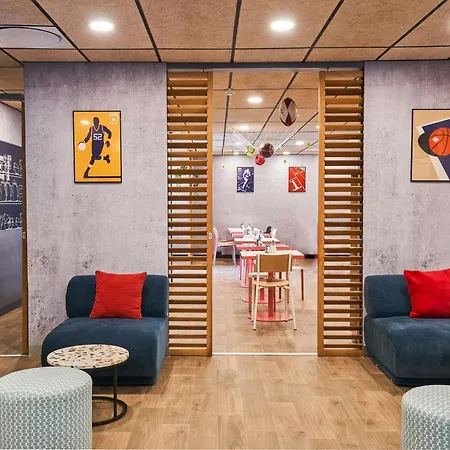 ibis budget Saint-Maurice-2