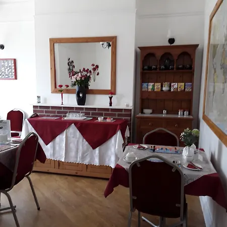 Merriedale Guest House-2