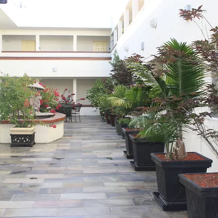 Airport Inn-2