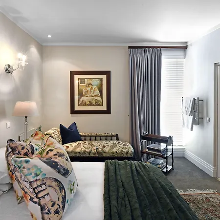 Le Petit Bijou Boutique Apartments-3