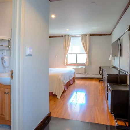 LIC Hotel-3