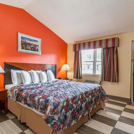 Travelodge By Wyndham Jersey City-2