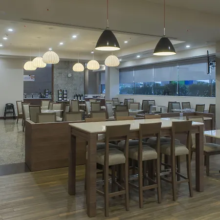 Holiday Inn Express Mexico- Toreo By Ihg-3