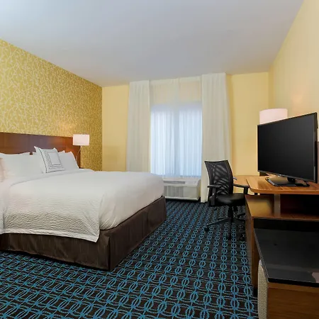 Fairfield Inn & Suites By Marriott Alexandria-2