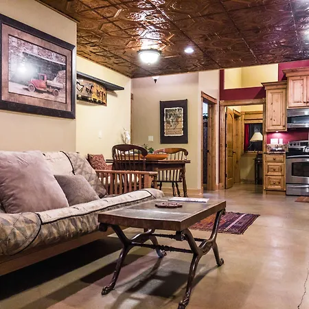 Talus Rock Retreat-2