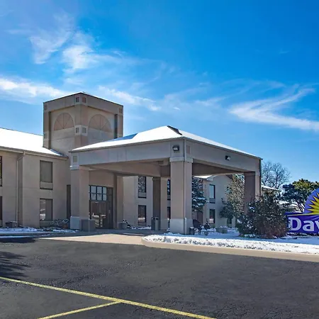 Days Inn & Suites By Wyndham Cuba-2