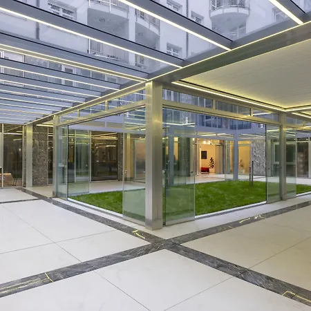 Silver Crown Hotel & Residence, Palace Quarter-2