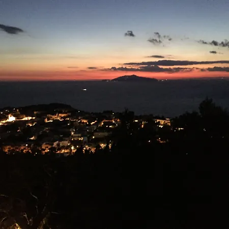 Monte Solaro Bed & Breakfast-3
