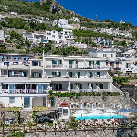 Hotel Il Pino-3